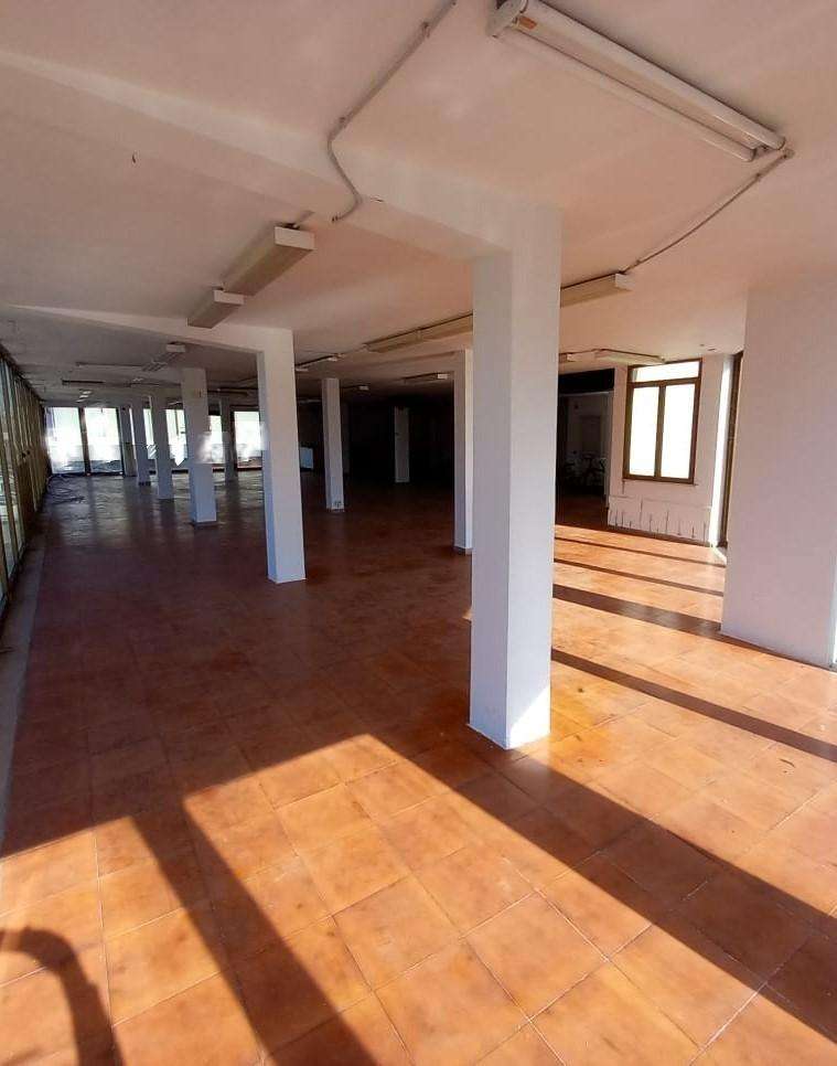 casale in vendita a Cascina