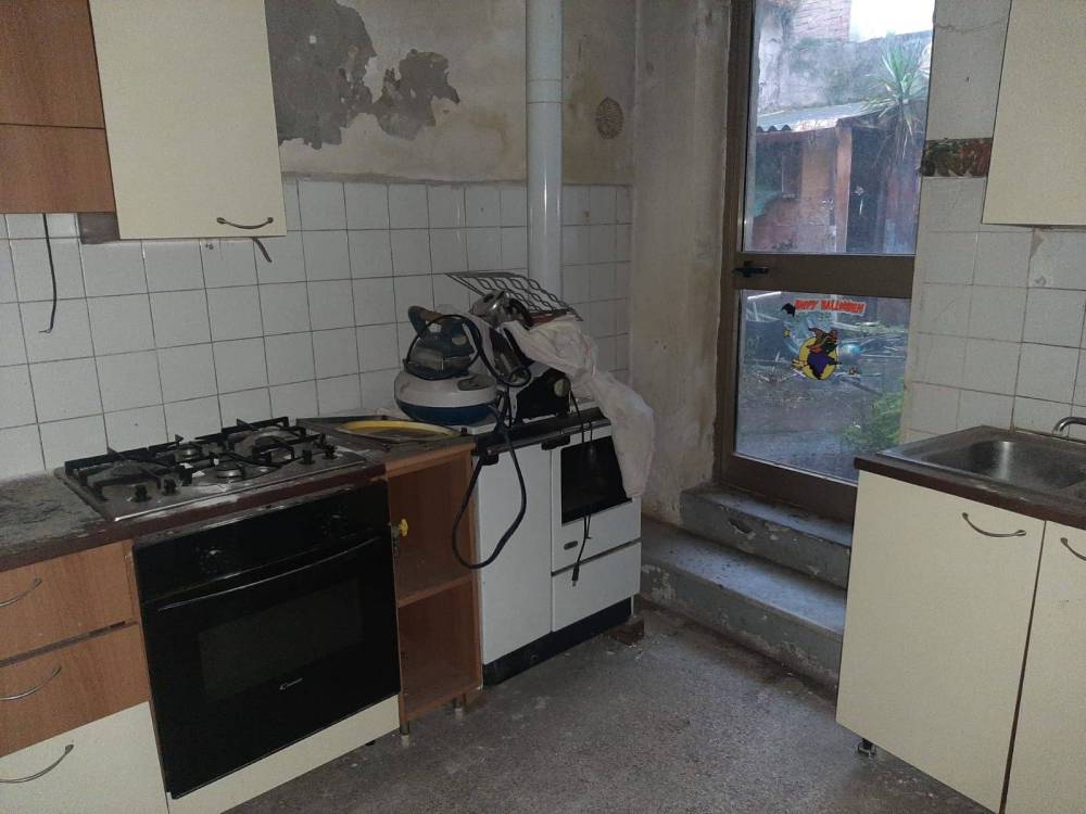 casa indipendente in vendita a Cascina
