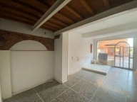negozio in vendita a Cascina