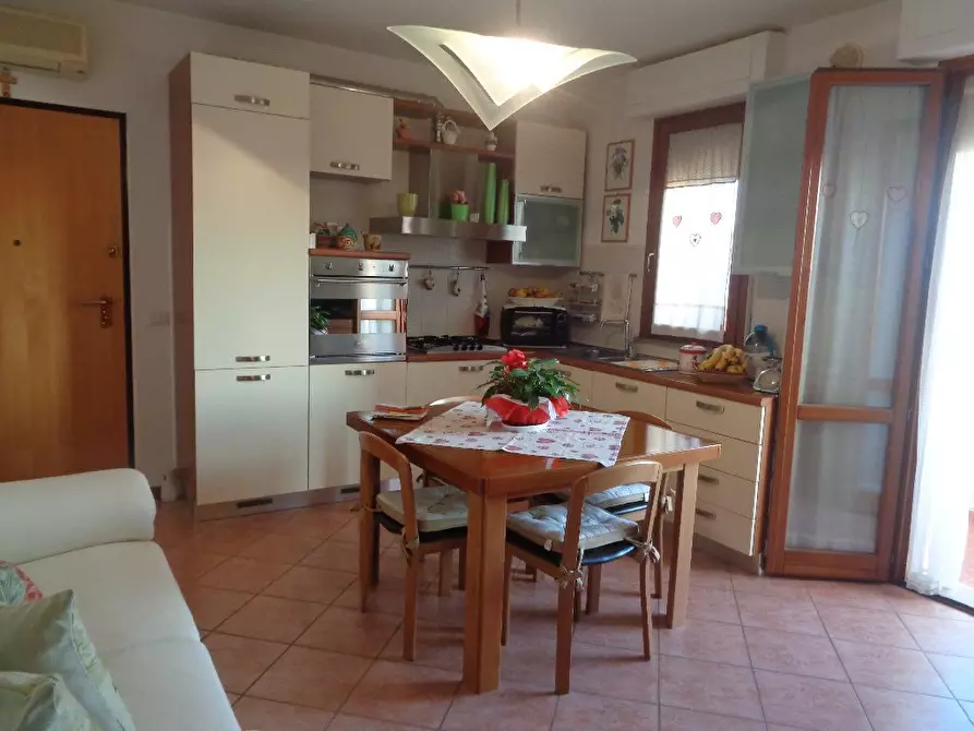 appartamento in vendita a Cascina