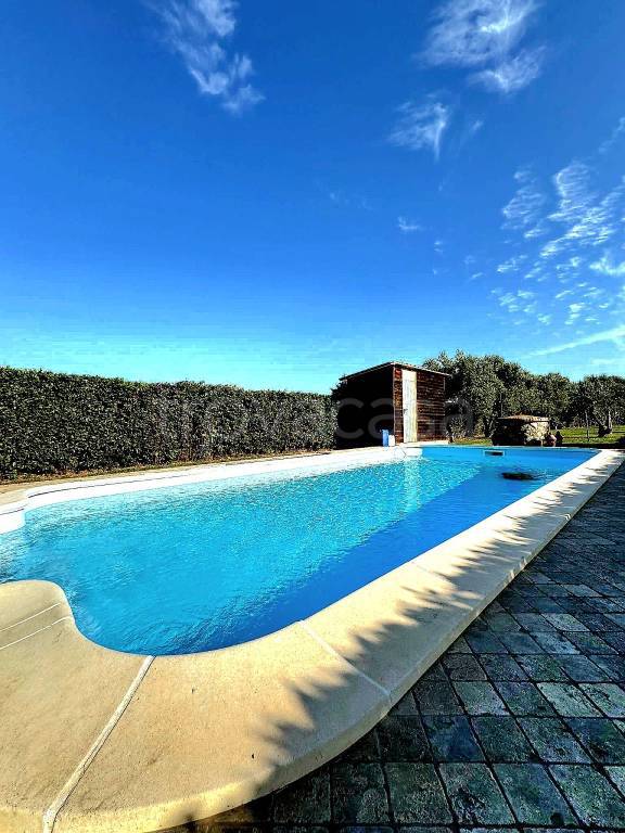 casa indipendente in vendita a Cascina in zona Navacchio