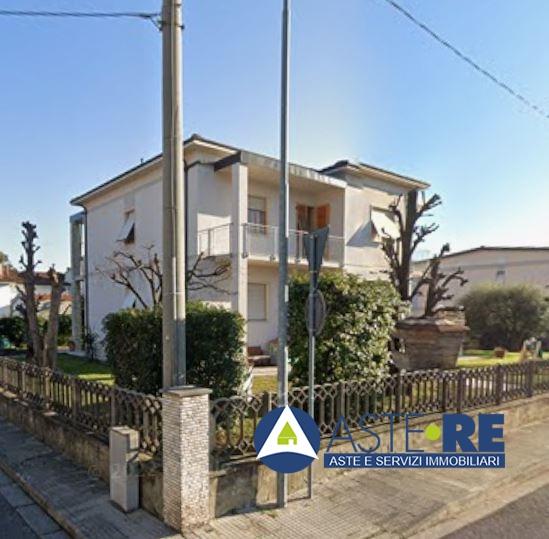appartamento in vendita a Cascina
