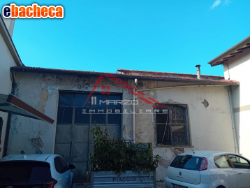 casale in vendita a Cascina