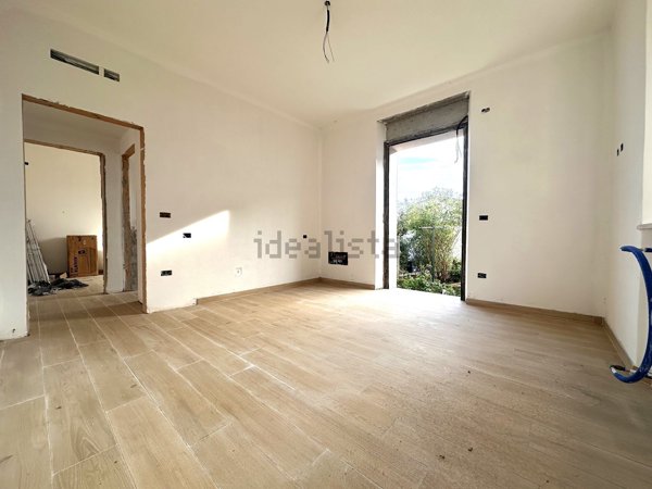 casale in vendita a Cascina