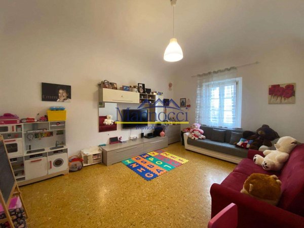 casale in vendita a Cascina in zona San Frediano a Settimo