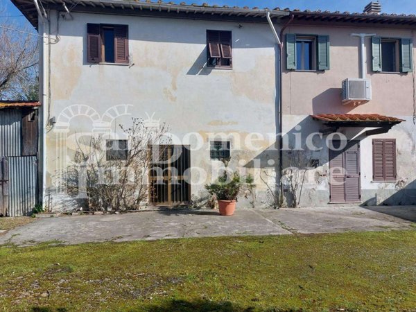 casale in vendita a Cascina in zona San Lorenzo alle Corti