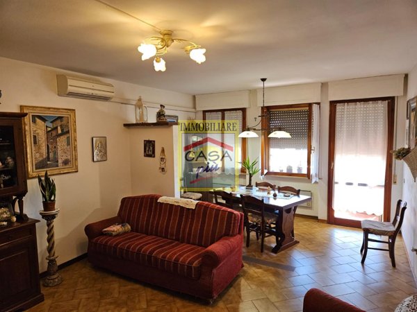 appartamento in vendita a Cascina in zona Casciavola