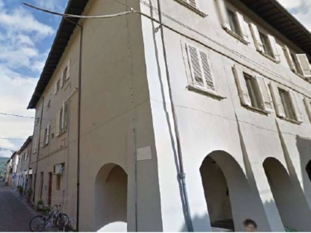 casale in vendita a Cascina