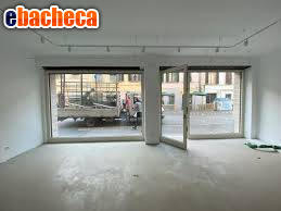 negozio in vendita a Cascina in zona Navacchio