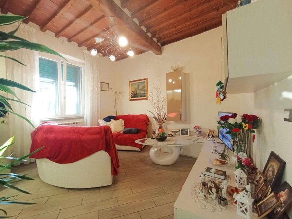 casale in vendita a Cascina in zona Musigliano