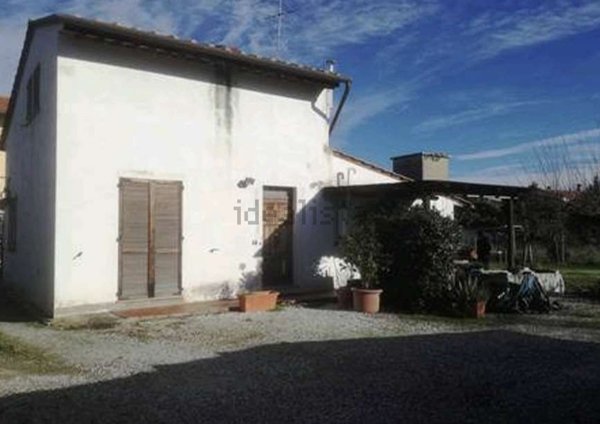 casa indipendente in vendita a Cascina