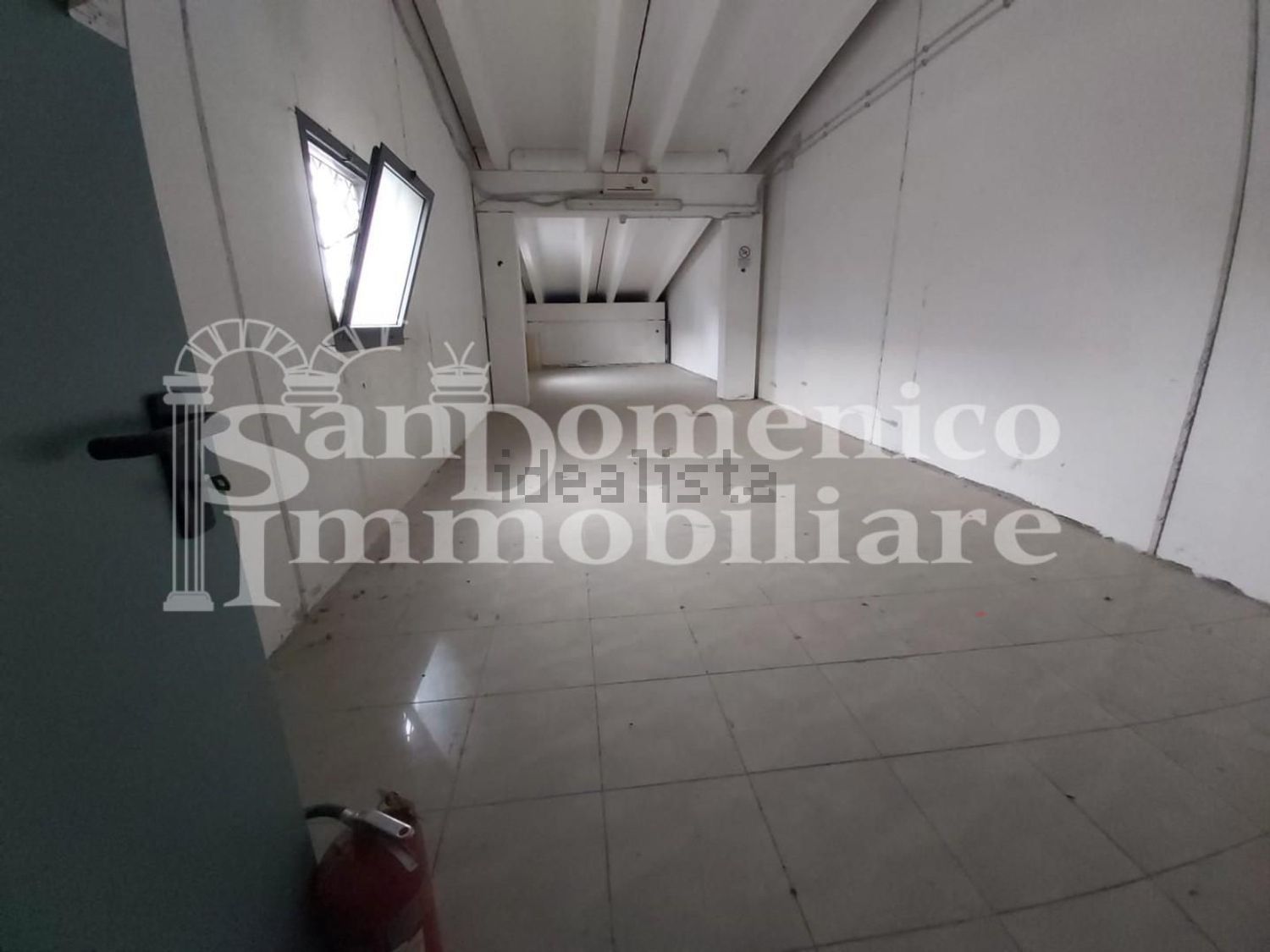 casale in vendita a Cascina