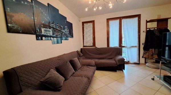 casa indipendente in vendita a Cascina in zona Navacchio