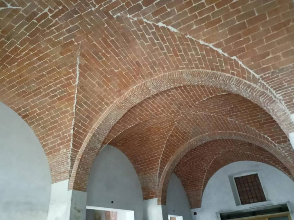 casale in vendita a Cascina