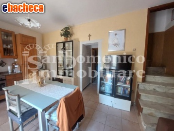 appartamento in vendita a Cascina in zona San Lorenzo a Pagnatico