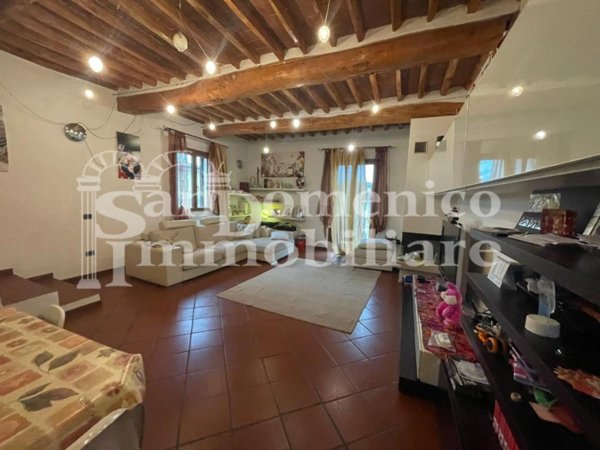 appartamento in vendita a Cascina in zona Visignano