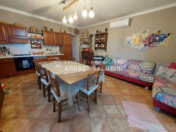 appartamento in vendita a Cascina