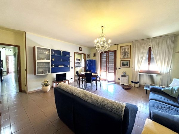 appartamento in vendita a Cascina