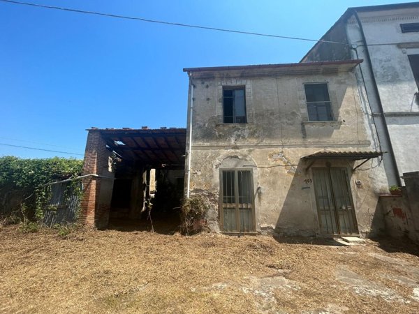 casa indipendente in vendita a Cascina in zona Ripoli