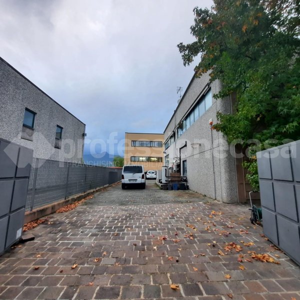 appartamento in vendita a Cascina