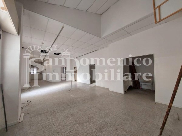 casale in vendita a Cascina