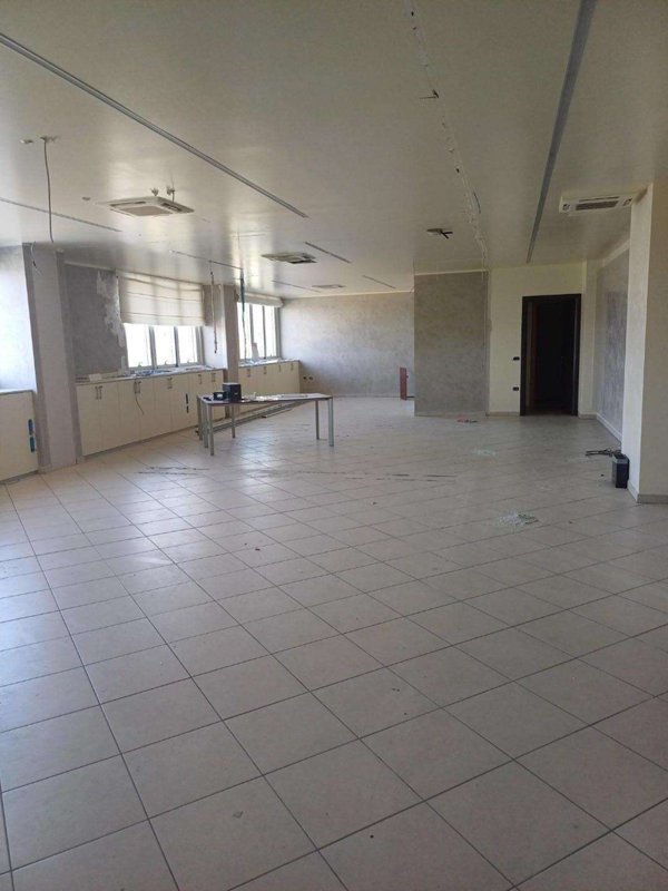 casale in vendita a Cascina