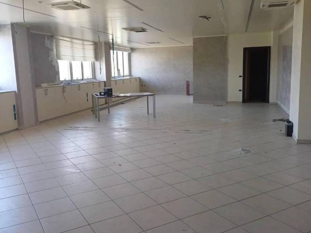 casale in vendita a Cascina