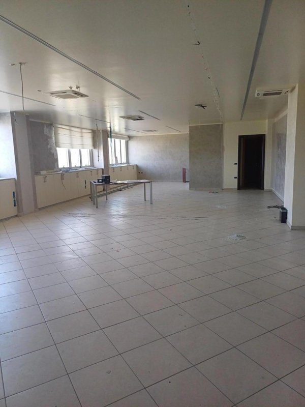 casale in vendita a Cascina