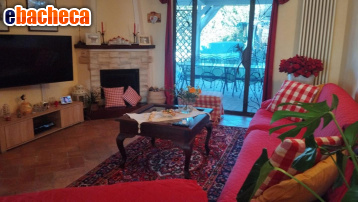 casale in vendita a Cascina