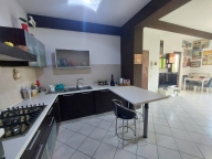 appartamento in vendita a Cascina