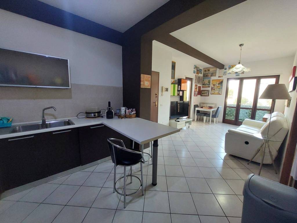 appartamento in vendita a Cascina