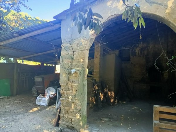 casa indipendente in vendita a Cascina
