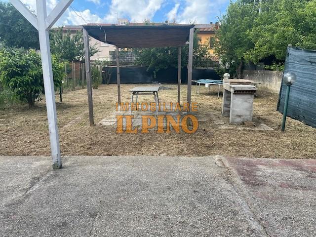 casale in vendita a Cascina in zona Titignano