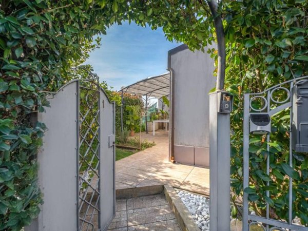 casale in vendita a Cascina in zona San Frediano a Settimo