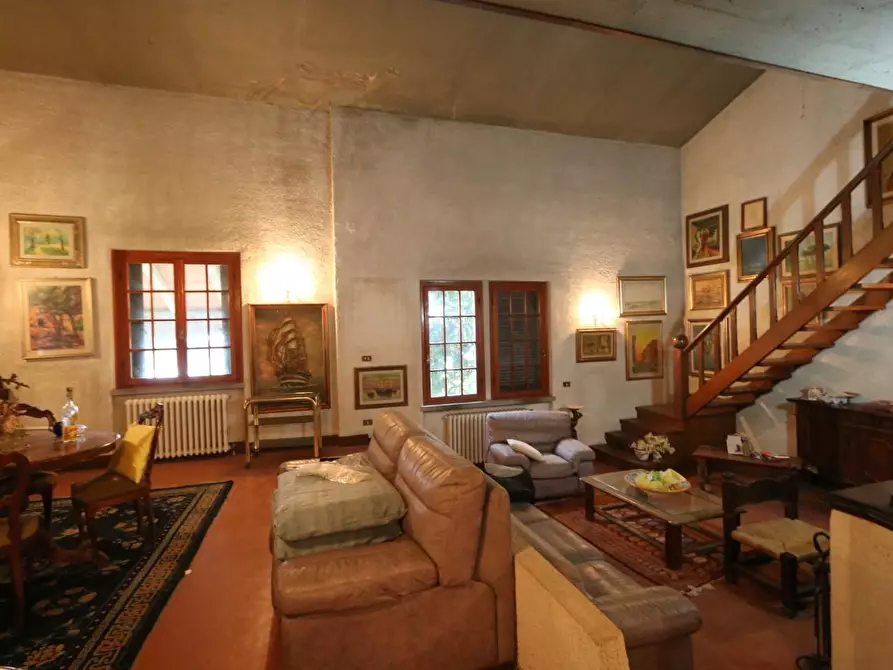 casa indipendente in vendita a Cascina