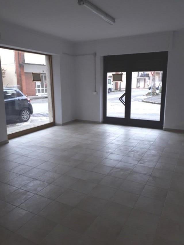 casale in vendita a Cascina