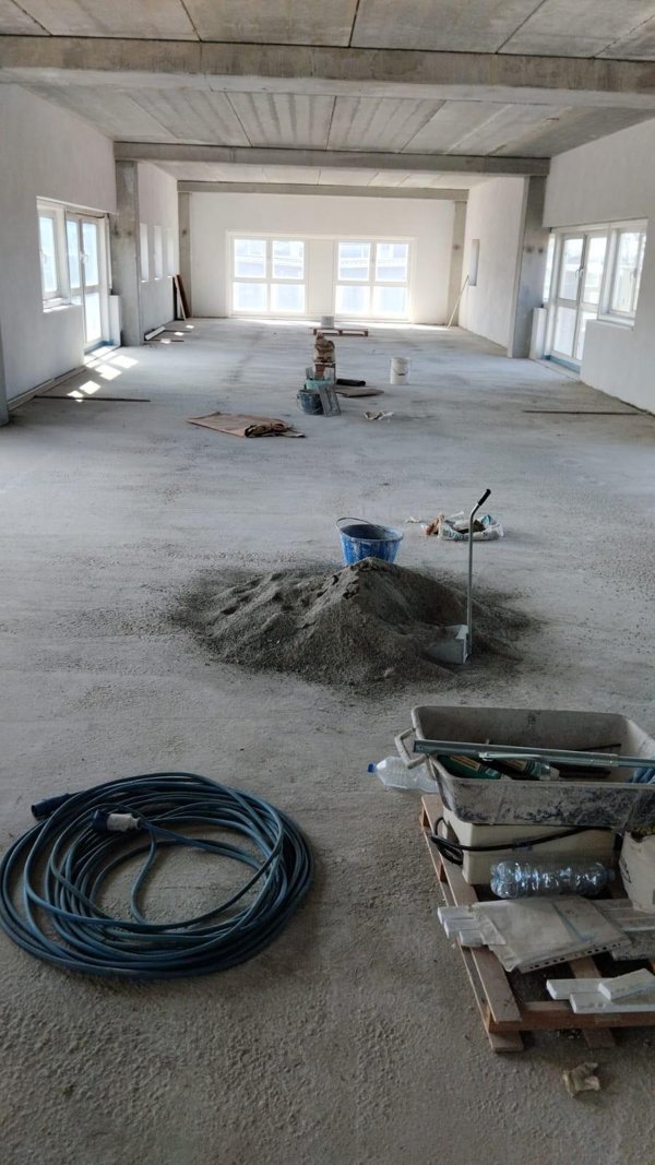 casale in vendita a Cascina