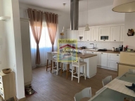 casa indipendente in vendita a Cascina