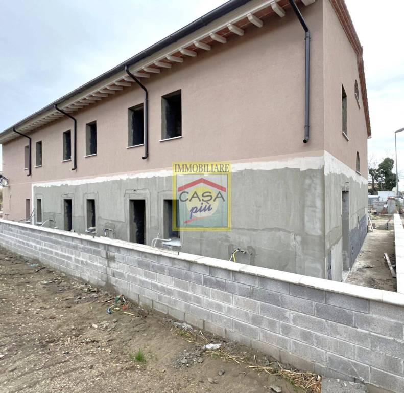 casa indipendente in vendita a Cascina in zona San Lorenzo a Pagnatico
