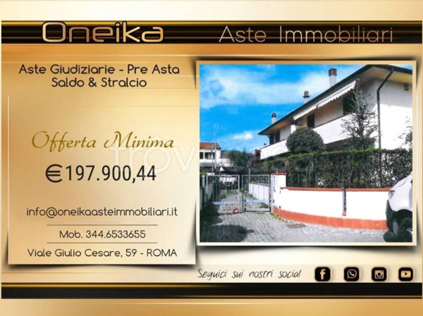 casa indipendente in vendita a Cascina