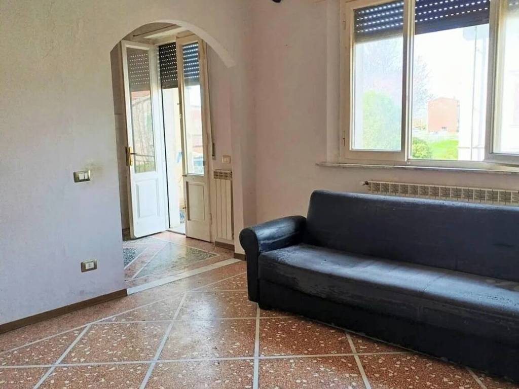appartamento in vendita a Cascina in zona San Lorenzo a Pagnatico