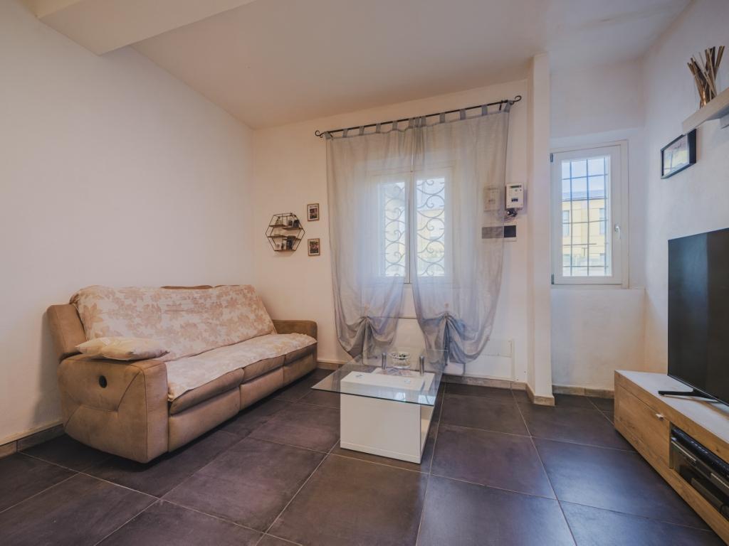 casa indipendente in vendita a Cascina in zona Navacchio