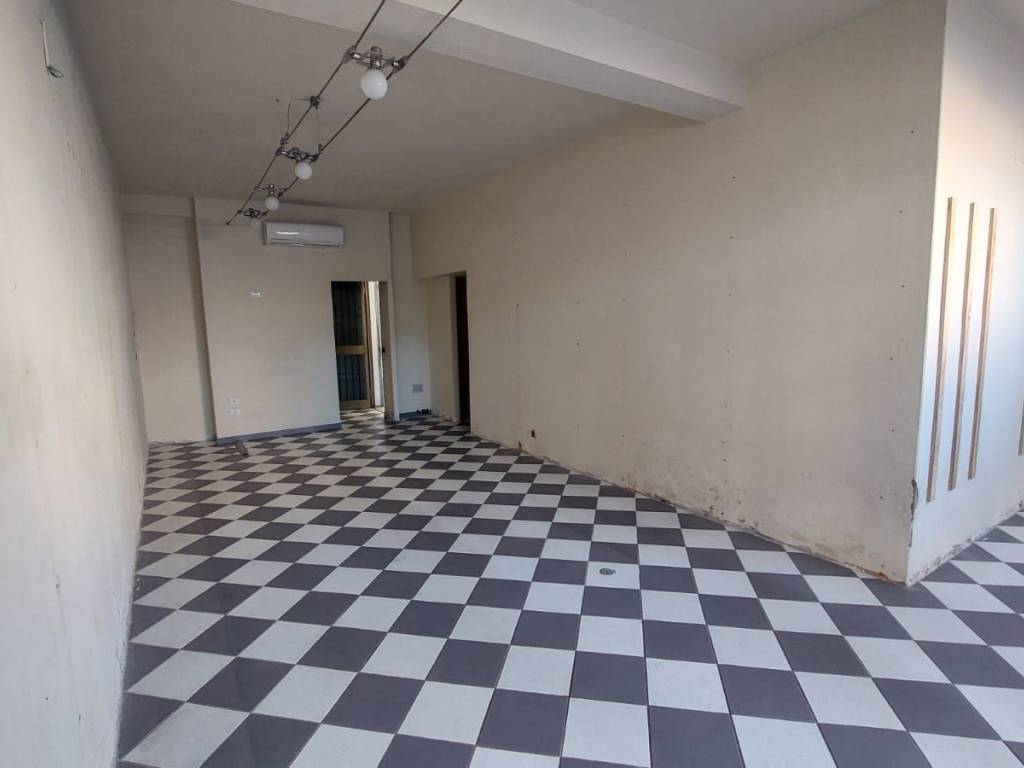 casale in vendita a Cascina