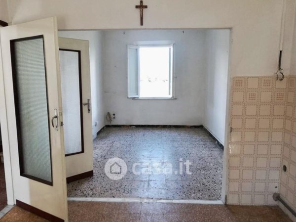 casa indipendente in vendita a Cascina in zona Marciana