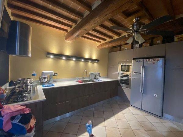 casa indipendente in vendita a Cascina