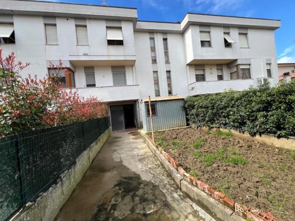 appartamento in vendita a Cascina