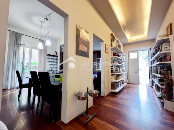 casa indipendente in vendita a Cascina in zona Navacchio