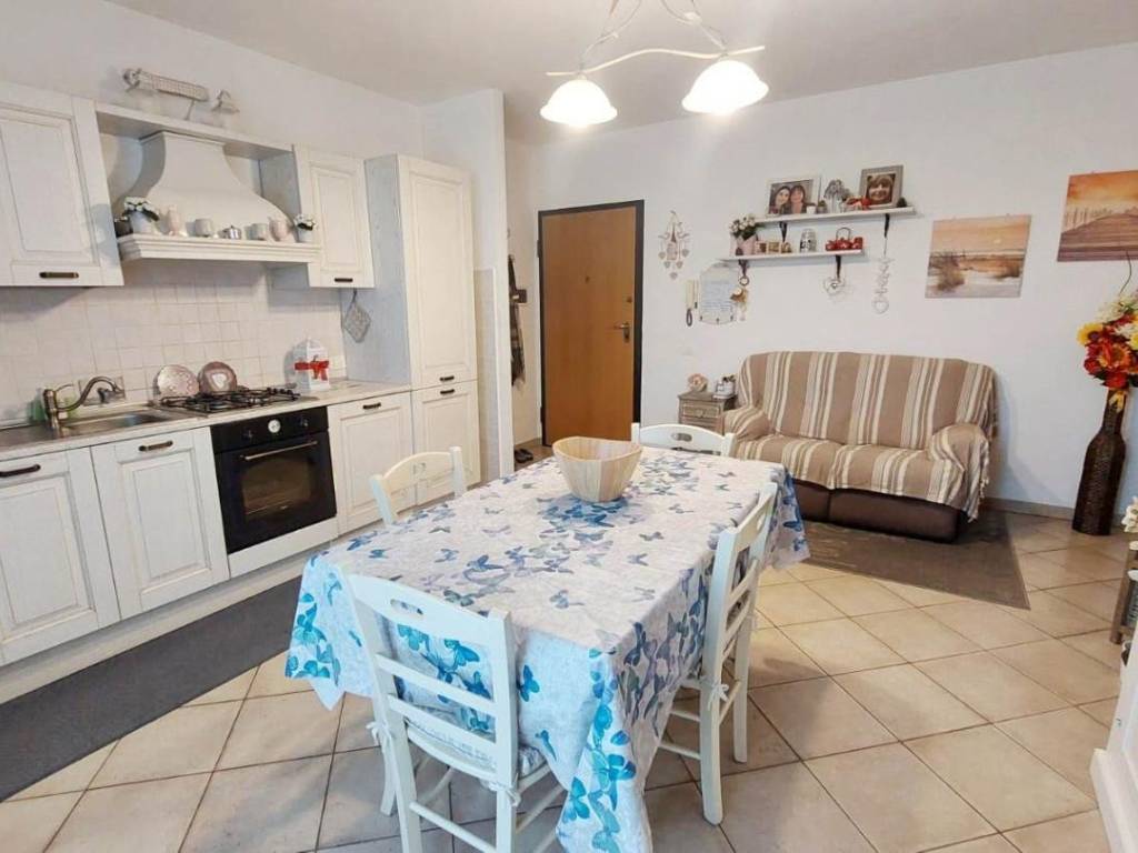 appartamento in vendita a Cascina in zona Navacchio