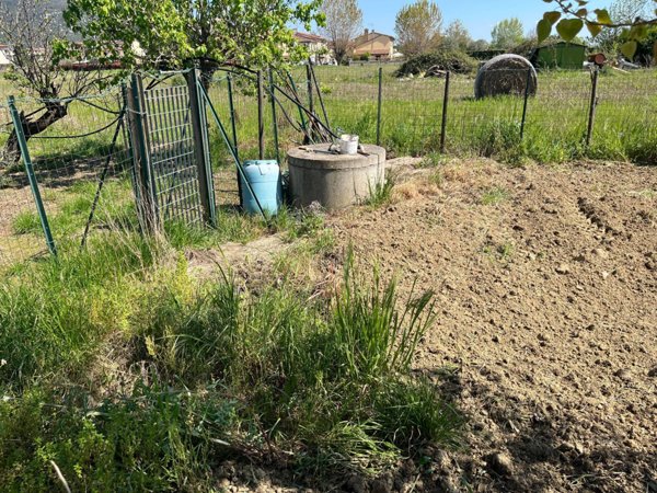 casale in vendita a Cascina