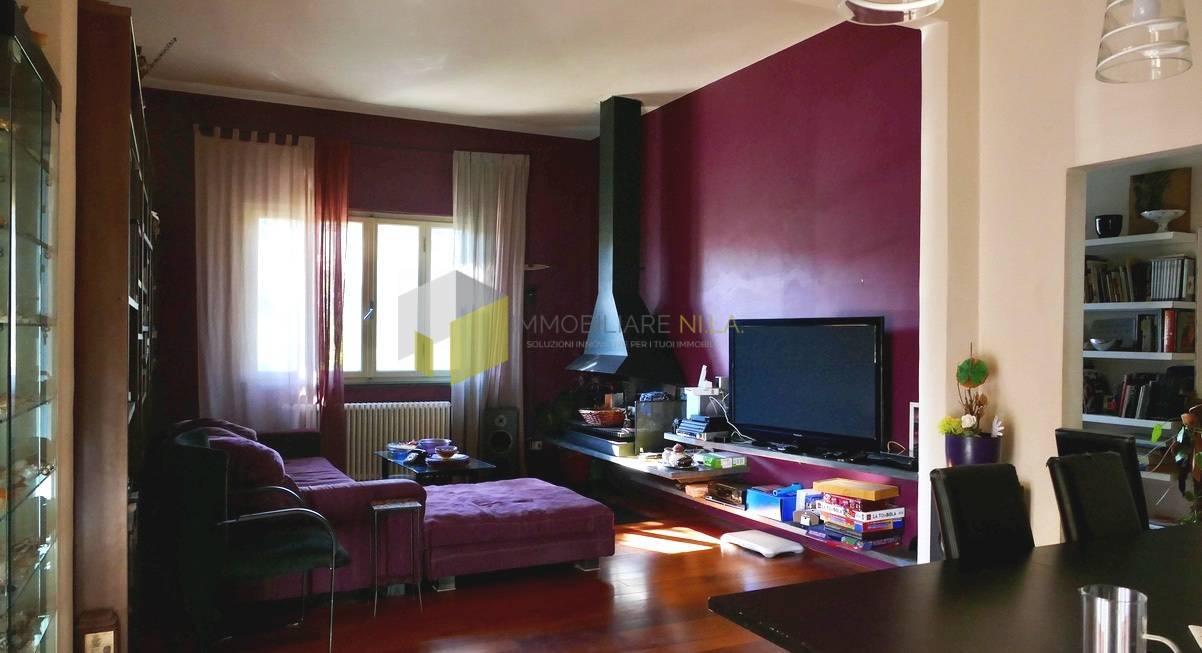 casa indipendente in vendita a Cascina in zona San Lorenzo alle Corti